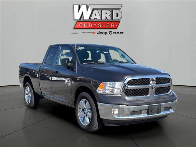 2024 RAM Ram 1500 Classic RAM 1500 CLASSIC TRADESMAN QUAD CAB 4X4 64 BOX