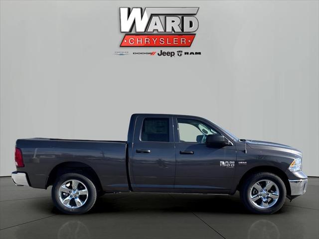 2024 RAM Ram 1500 Classic RAM 1500 CLASSIC TRADESMAN QUAD CAB 4X4 64 BOX