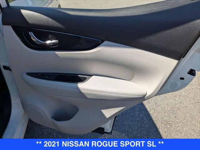 2021 Nissan Rogue Sport SL AWD Xtronic CVT