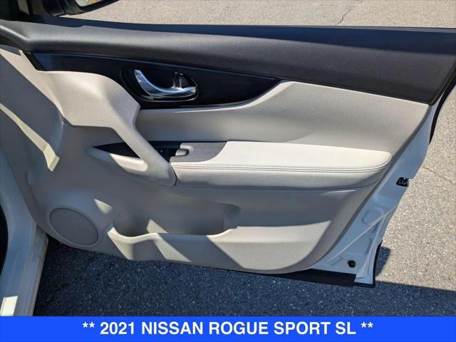 2021 Nissan Rogue Sport SL AWD Xtronic CVT