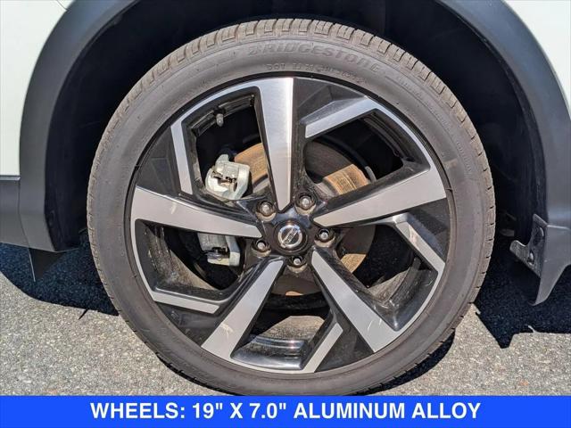 2021 Nissan Rogue Sport SL AWD Xtronic CVT