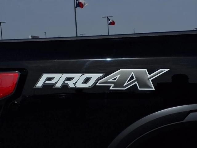 2021 Nissan TITAN Crew Cab PRO-4X 4x4