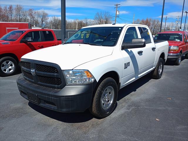 2022 RAM 1500 Classic Tradesman Crew Cab 4x4 57 Box