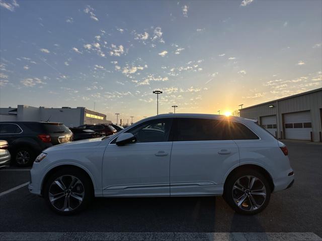 2022 Audi Q7 Premium Plus 55 TFSI quattro Tiptronic