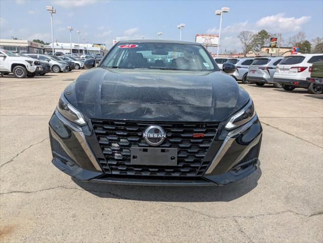 2025 Nissan Altima SR FWD