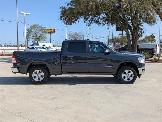 2019 RAM 1500 Big Horn/Lone Star Crew Cab 4x4 64 Box