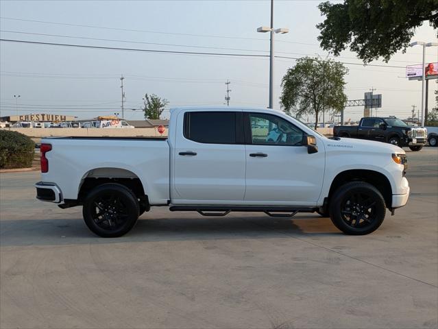 2023 Chevrolet Silverado 1500 2WD Crew Cab Short Bed Custom