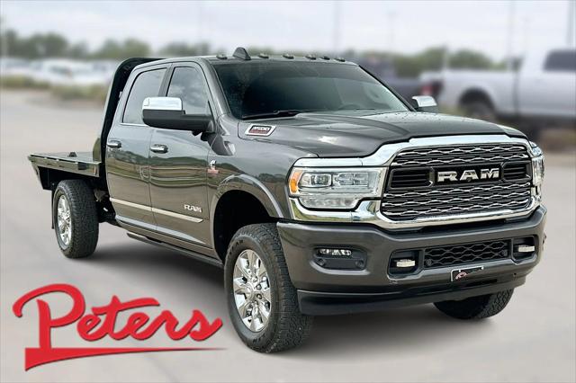 2022 RAM 3500 Limited Crew Cab 4x4 8 Box