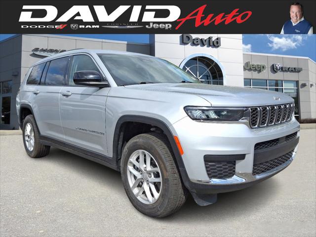 2023 Jeep Grand Cherokee L Laredo 4x4