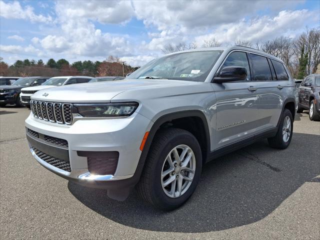 2023 Jeep Grand Cherokee L Laredo 4x4