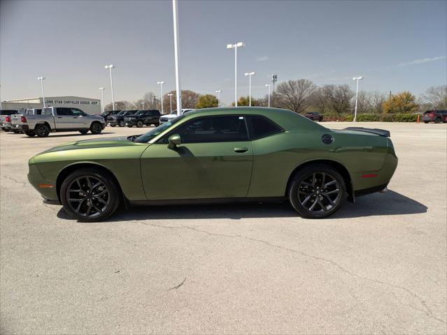 2022 Dodge Challenger SXT