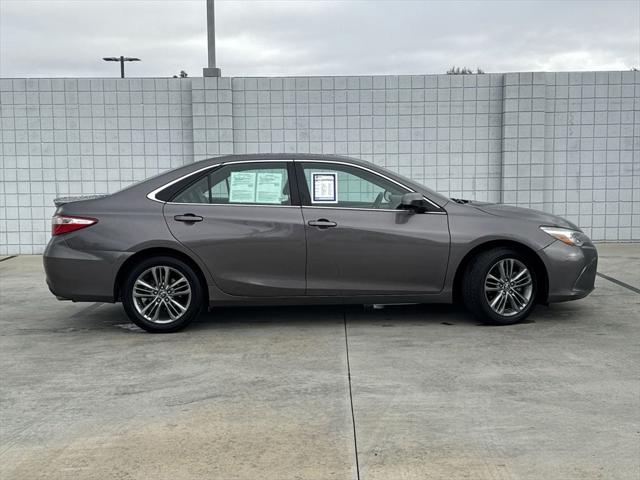 2016 Toyota Camry SE