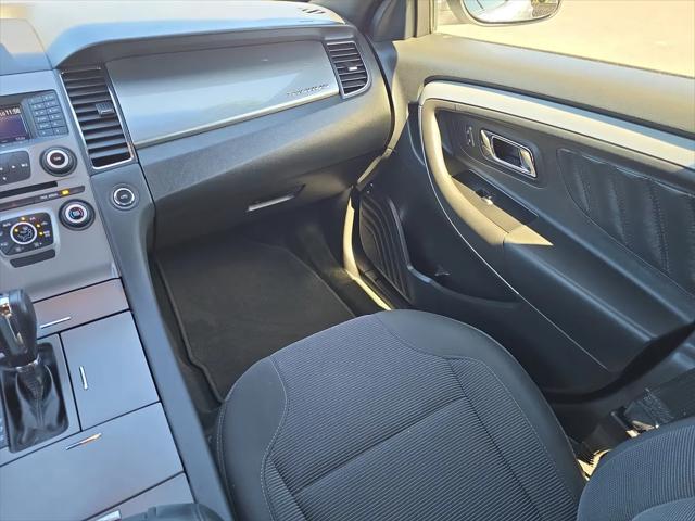 2016 Ford Taurus SEL