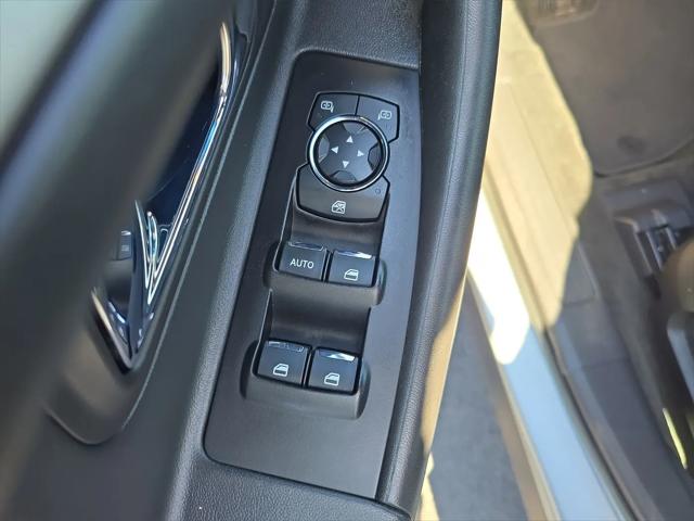 2016 Ford Taurus SEL