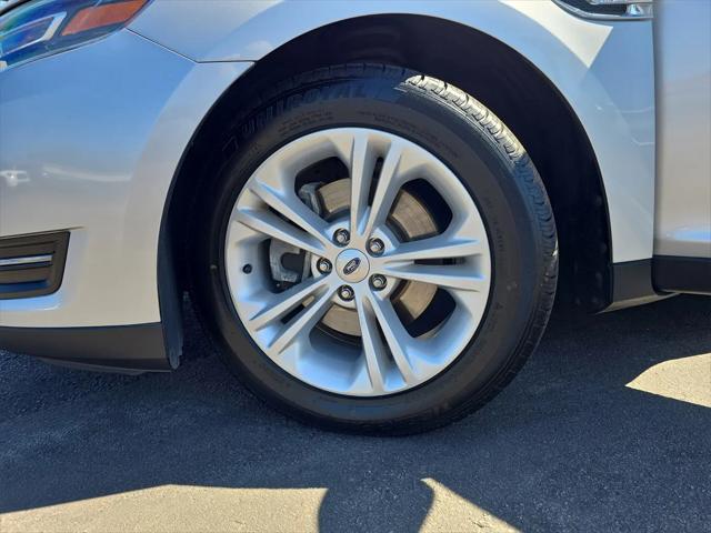 2016 Ford Taurus SEL