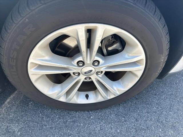 2016 Ford Taurus SEL