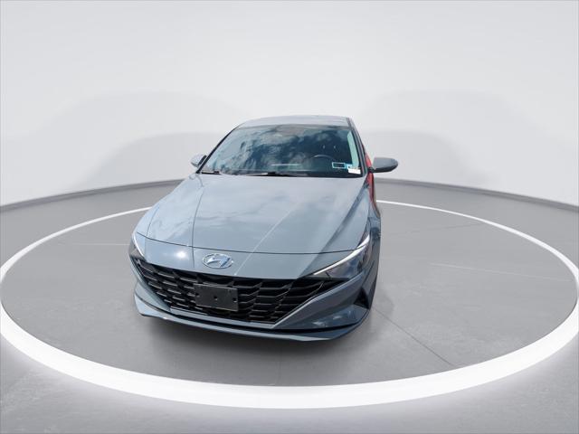 2022 Hyundai Elantra Hybrid Blue
