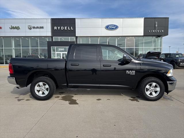 2023 RAM 1500 Classic SLT Crew Cab 4x4 57 Box