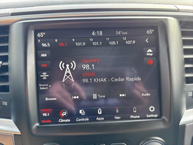 2023 RAM 1500 Classic SLT Crew Cab 4x4 57 Box 2023 RAM 1500 Classic SLT Crew Cab 4x4 57 Box