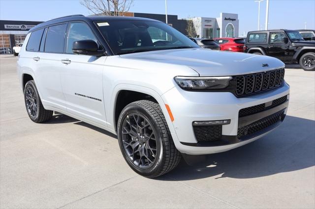 2025 Jeep Grand Cherokee GRAND CHEROKEE L SUMMIT 4X4