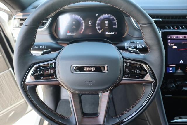 2025 Jeep Grand Cherokee GRAND CHEROKEE L SUMMIT 4X4