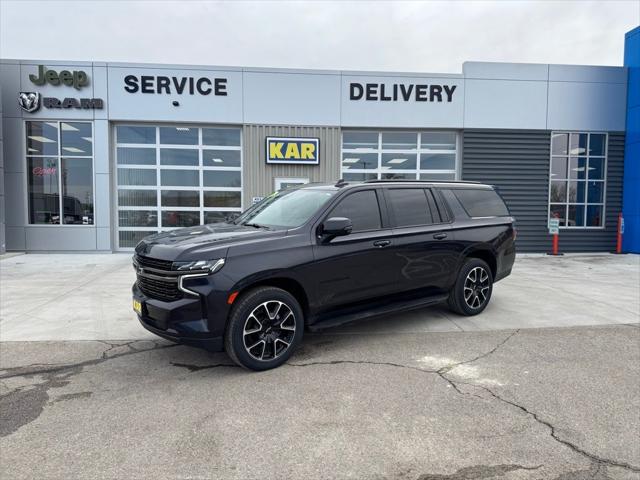 2022 Chevrolet Suburban 4WD RST