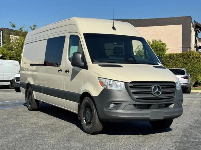 2025 Mercedes-Benz Sprinter 2500 High Roof 4-Cyl Diesel HO
