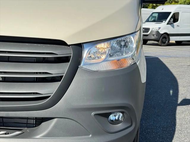2025 Mercedes-Benz Sprinter 2500 High Roof 4-Cyl Diesel HO