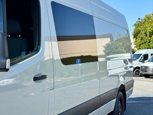 2025 Mercedes-Benz Sprinter 2500 High Roof 4-Cyl Diesel HO