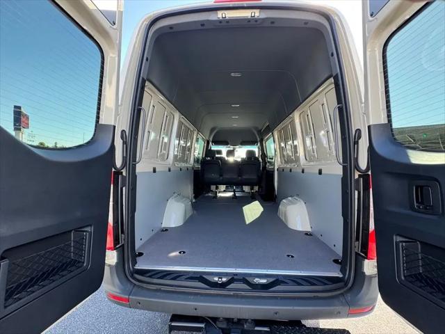 2025 Mercedes-Benz Sprinter 2500 High Roof 4-Cyl Diesel HO