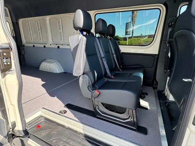 2025 Mercedes-Benz Sprinter 2500 High Roof 4-Cyl Diesel HO