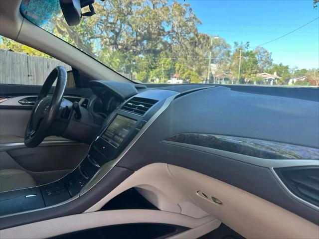 2016 Lincoln MKZ FWD