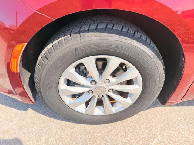 2017 Chrysler Pacifica Touring-L Plus