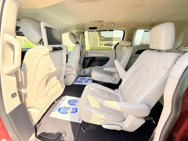 2017 Chrysler Pacifica Touring-L Plus