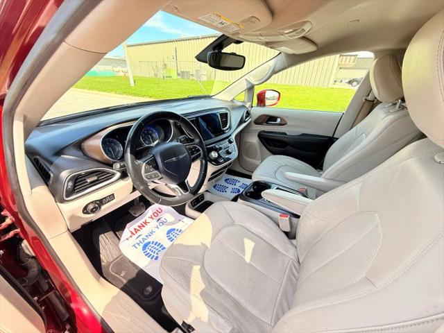 2017 Chrysler Pacifica Touring-L Plus