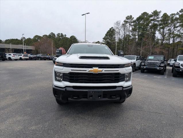 2024 Chevrolet Silverado 2500HD 4WD Crew Cab Standard Bed Custom