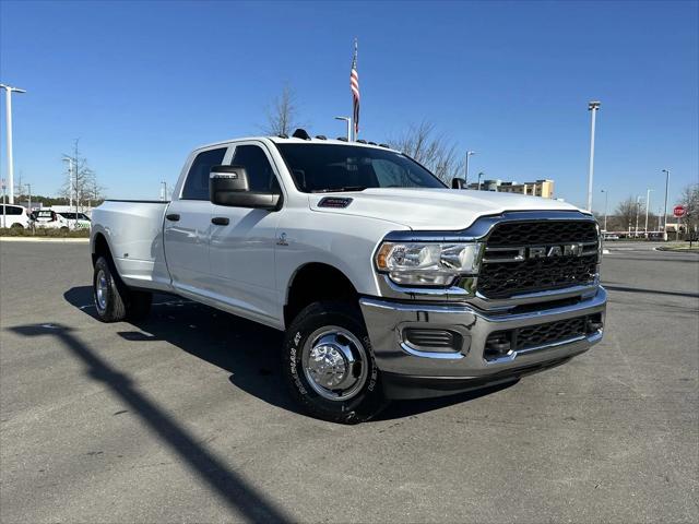 2024 RAM Ram 3500 RAM 3500 TRADESMAN CREW CAB 4X4 8 BOX