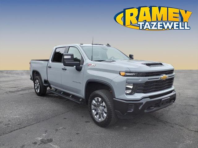 2025 Chevrolet Silverado 2500HD 4WD Crew Cab Standard Bed Custom
