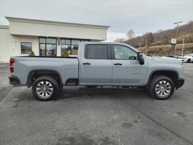2025 Chevrolet Silverado 2500HD 4WD Crew Cab Standard Bed Custom