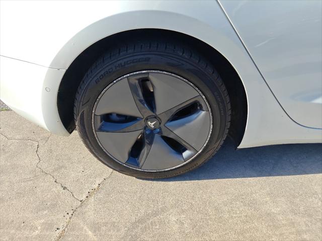 2020 Tesla Model 3 Standard Range Rear-Wheel Drive