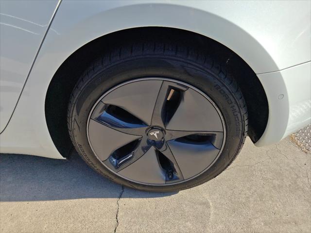 2020 Tesla Model 3 Standard Range Rear-Wheel Drive