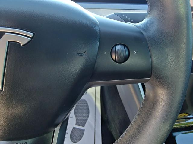2020 Tesla Model 3 Standard Range Rear-Wheel Drive