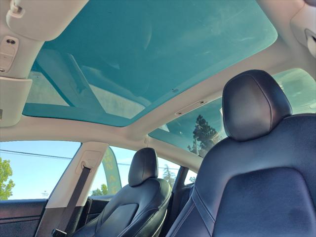 2020 Tesla Model 3 Standard Range Rear-Wheel Drive