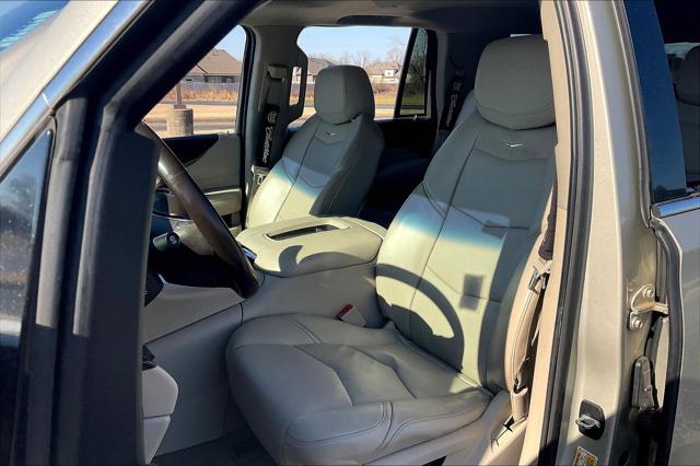 Used 2015 Cadillac Escalade For Sale in Olive Branch, MS