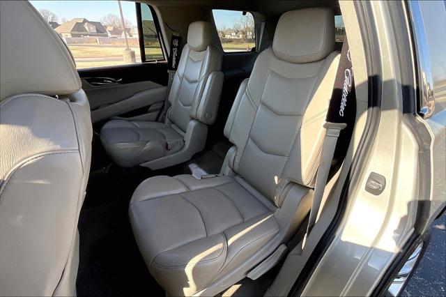 Used 2015 Cadillac Escalade For Sale in Olive Branch, MS