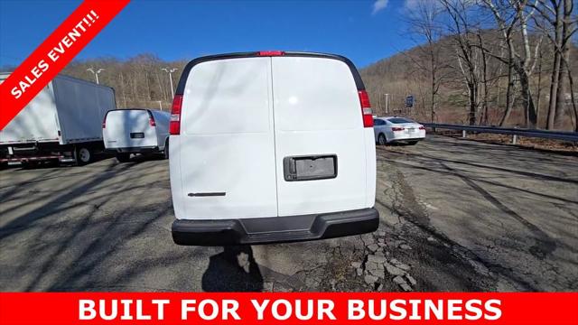 2025 Chevrolet Express Cargo Van RWD 2500 Regular Wheelbase WT