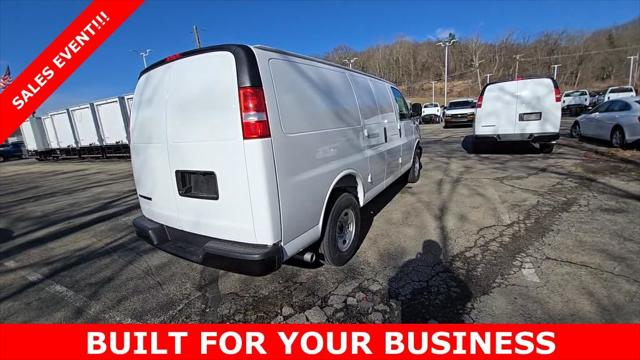 2025 Chevrolet Express Cargo Van RWD 2500 Regular Wheelbase WT