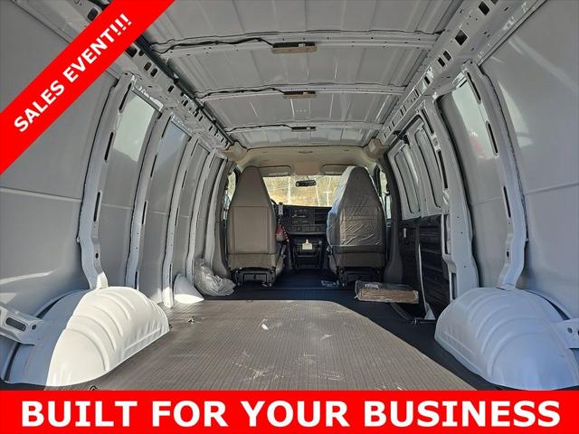 2025 Chevrolet Express Cargo Van RWD 2500 Regular Wheelbase WT
