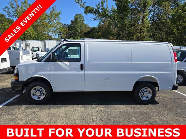2025 Chevrolet Express Cargo Van RWD 2500 Regular Wheelbase WT