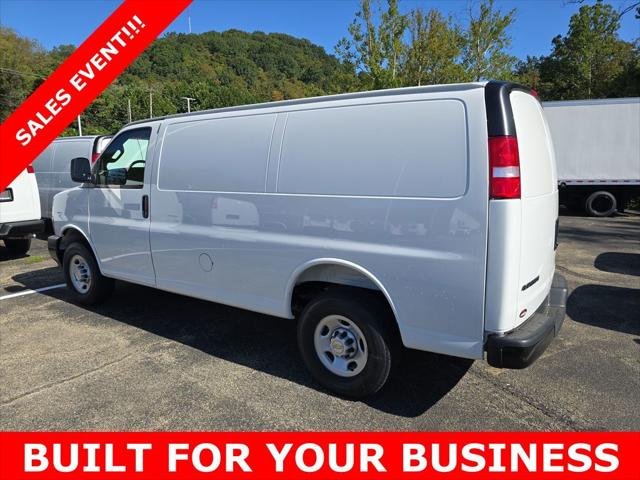 2025 Chevrolet Express Cargo Van RWD 2500 Regular Wheelbase WT